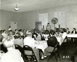 Image description is not available for 1955.102